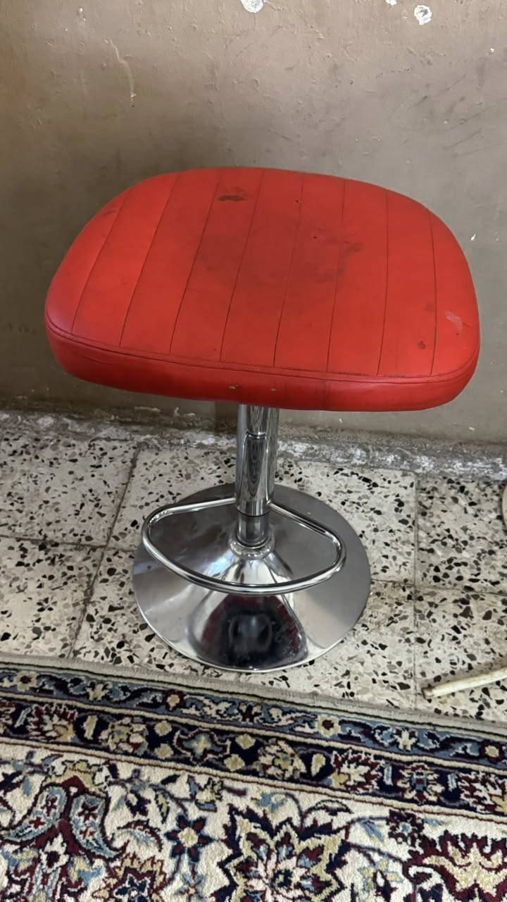 غراض بيت للبيع شغالات ع فحص 
العنوان بعقوبه التحرير 
الهاتف ‭٠٧٧٣ ١٩٦ ٤٦٣٠‬
