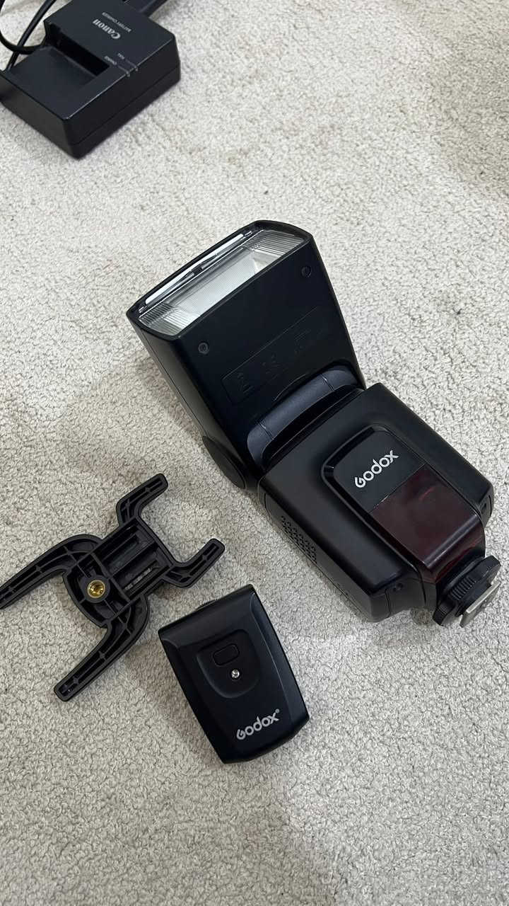 للبيع
كاميرا كانون 700D نظيفة مع عدسة و ستاند و فلاش و مايك و كرب
السعر ٣٠٠ الف دينار
المكان اربيل


**إذا كنت صاحب هذا الإعلان وتريد حذفه لأي سبب، رجاءا أرسل رسالة إلى الدعم الفني**