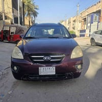 كيه كارنز موديل. 2008  خليجي.   بيه قطعتين. جاملغ باب  سياره فتحتين تب...