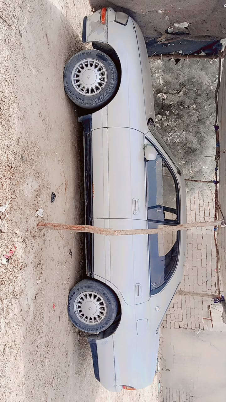 السلام عليكم. بطه للبيع السعر 30 وبيه مجال  رقم بغداد سنويه صاقطه. ب19 تريد وكاله تريد مداور راعيه موجود شاصي مكفول مكينه خير من الله الكير جديد توني شاده حاويه.   الحداديه زينه. الكشر شوف العين. سياره شغاله كبل للشارع.  مكان ذي قار سوق الشيوخ. العكيكه الشراي يتصل وبخدمته ***********
