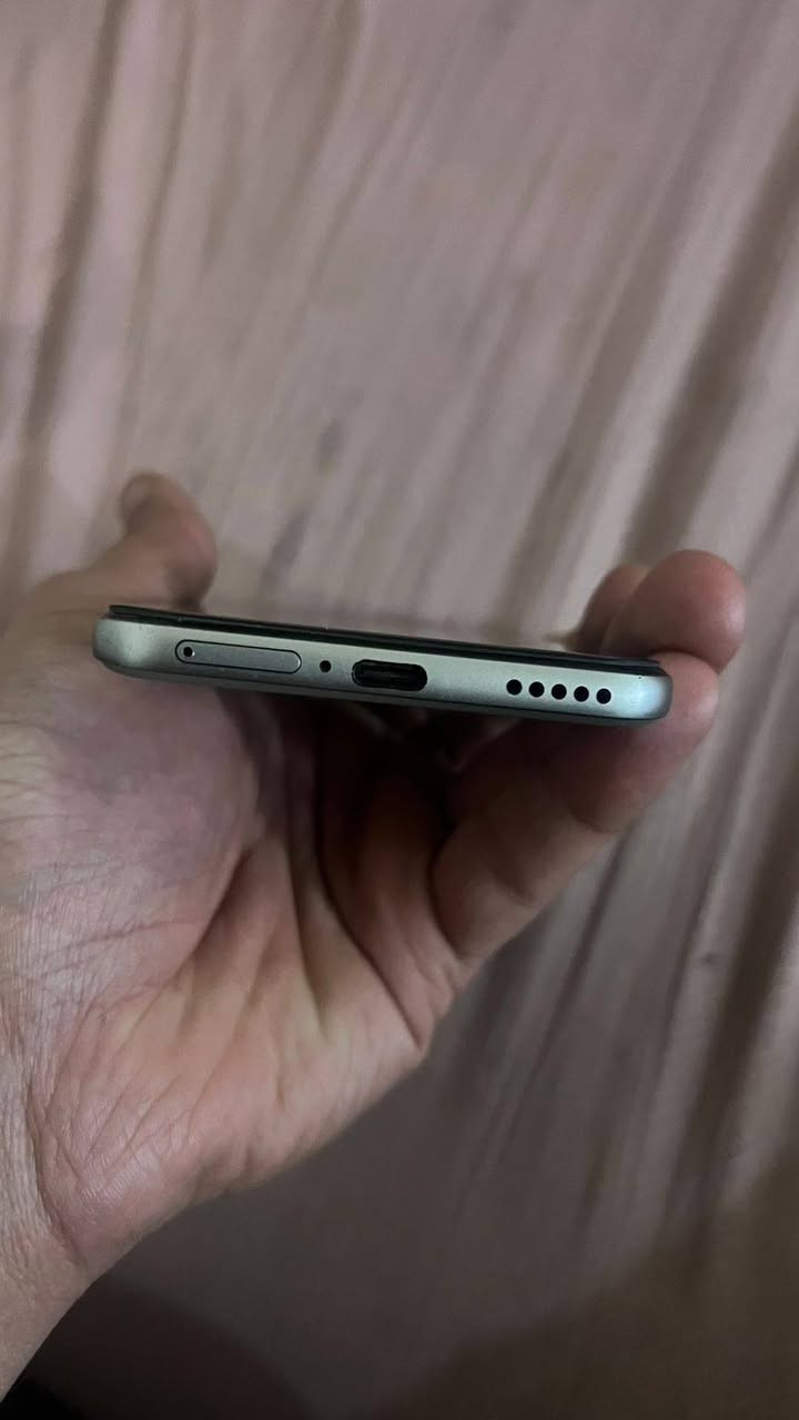 هونر 400 برو ماكس ماستر ذاكره 512 كارتونه وشاحنه بلاديه ويه للمراوس ويه ايفون من 15 وفوك مكاني كركوك


**إذا كنت صاحب هذا الإعلان وتريد حذفه لأي سبب، رجاءا أرسل رسالة إلى الدعم الفني**