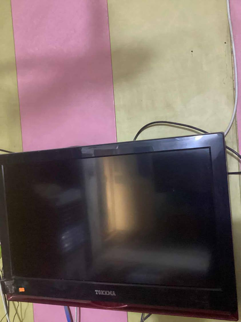 السلام عليكم غراض للبيع مكيف نضيف وجديد سعره ٢٥٠ وبي مجال وكنتور سعره ١٥٠ وبي مجال  والبلازما ٥٠ وبيهه مجال كلهن نضيفات وشغالات
الاستفسار الاتصال على الرقم 
***********
