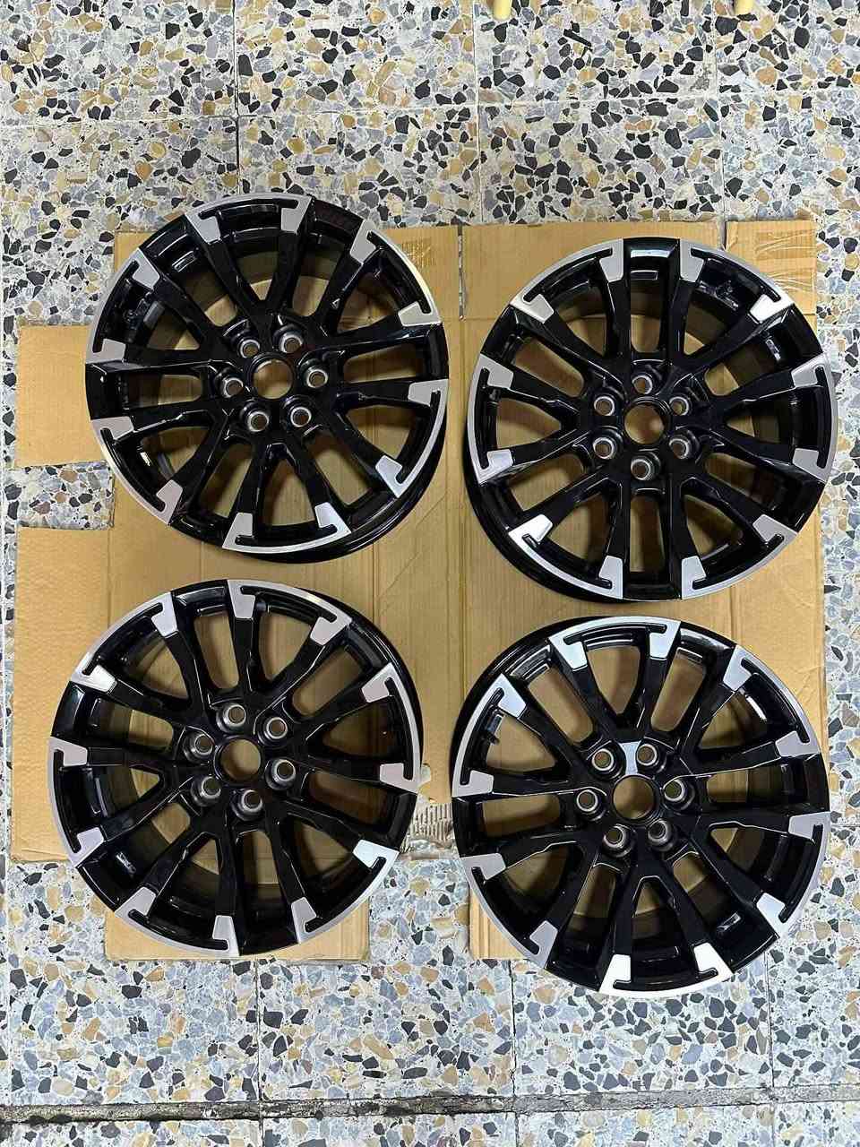 توفر تخم ويل فقط بدون تاير ترافرس اكاديا الشكل الجديد كل الفئات پاسعار مناسبه جدااا
ملاحضة فقط بيع لايتوفر مراوس
لتواصل واتساب
***********
***********
