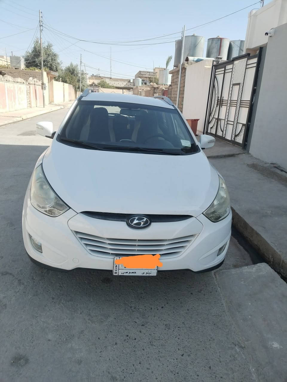 للبيع..
توسان ٢٠١٢ خليجي رقم نينوى سنوية غير منتهية بدون حادث بدون صبغ فقط ملاحظات بسيطة جداً 
گير و محرك شرط ما مفتوح
السيارة ما بيها نقص كلشي شغال تبريد ثلج ❄️
بيها كوبون و باسمي وشرط التحويل
السعر ١٣٧
للاستفسار
***********

