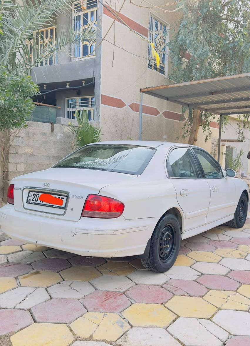 سوناتا وفود  وارد امريكا 
رقم ديالى الجديد دولي سنويه بسمي
العداد 130 كيلو متر 
نظافه 💯
كير اوتو. حجم المحرك 2000 دوش
 كير ومحرك مكفول 
 تبريد ثلج تدفئة شغال 
 تخم تاير جديد  حداديه جديد باتري جديد 
داخل ملكي صاج كلش نظيفه 
كهربائيات كلها شغاله 
عنوان بغداد. 
***********
***********
