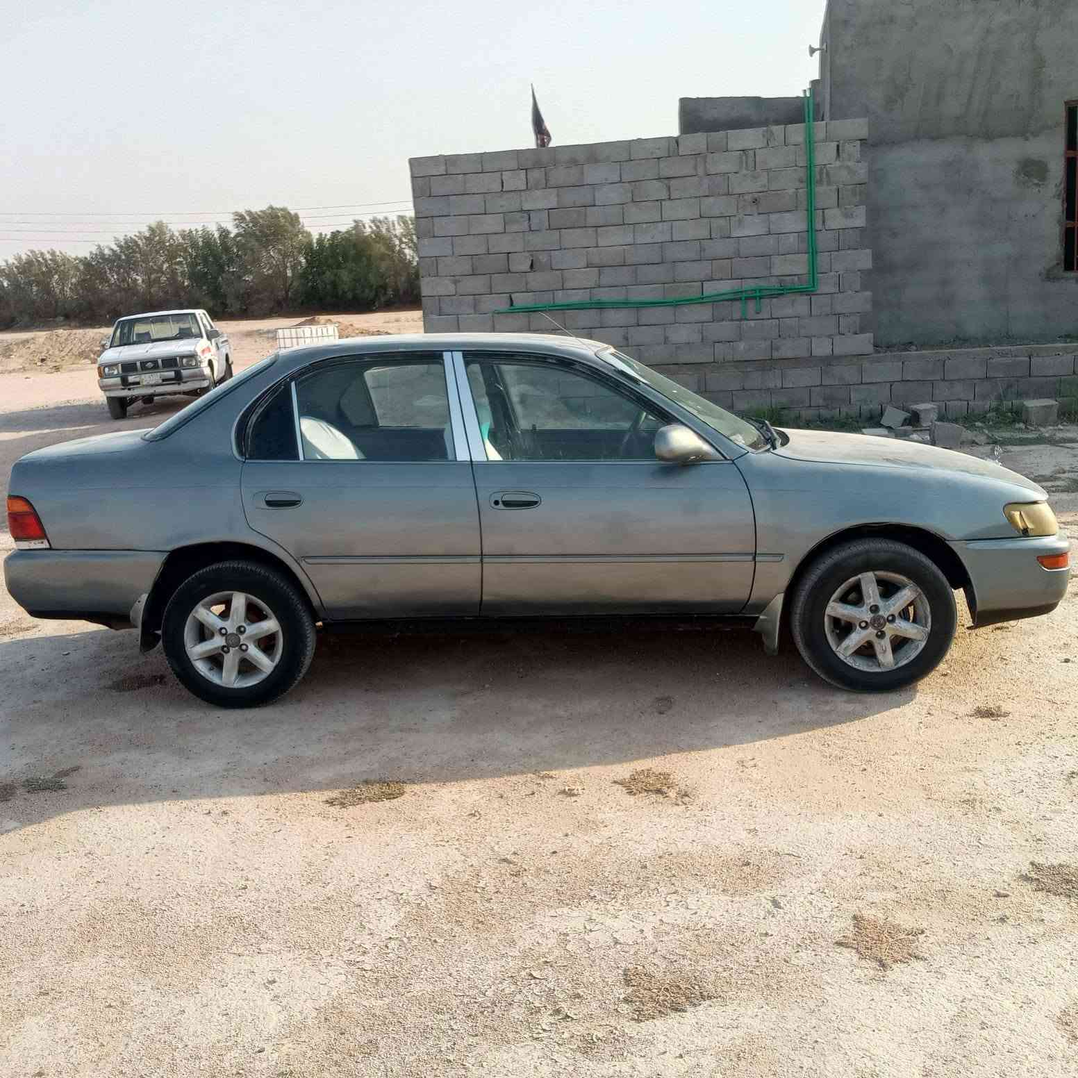 سلام عليكم كورلا موديل 93 رقم بصره مشروع وطني  مكينه وكير بلكارتون مكفوله من الكص والنقل وضربه القويه السعر 42وبيه مجال كهربايات شقاله طخم تاير حداده جديده مشط جديد رقم الهاتف ***********

