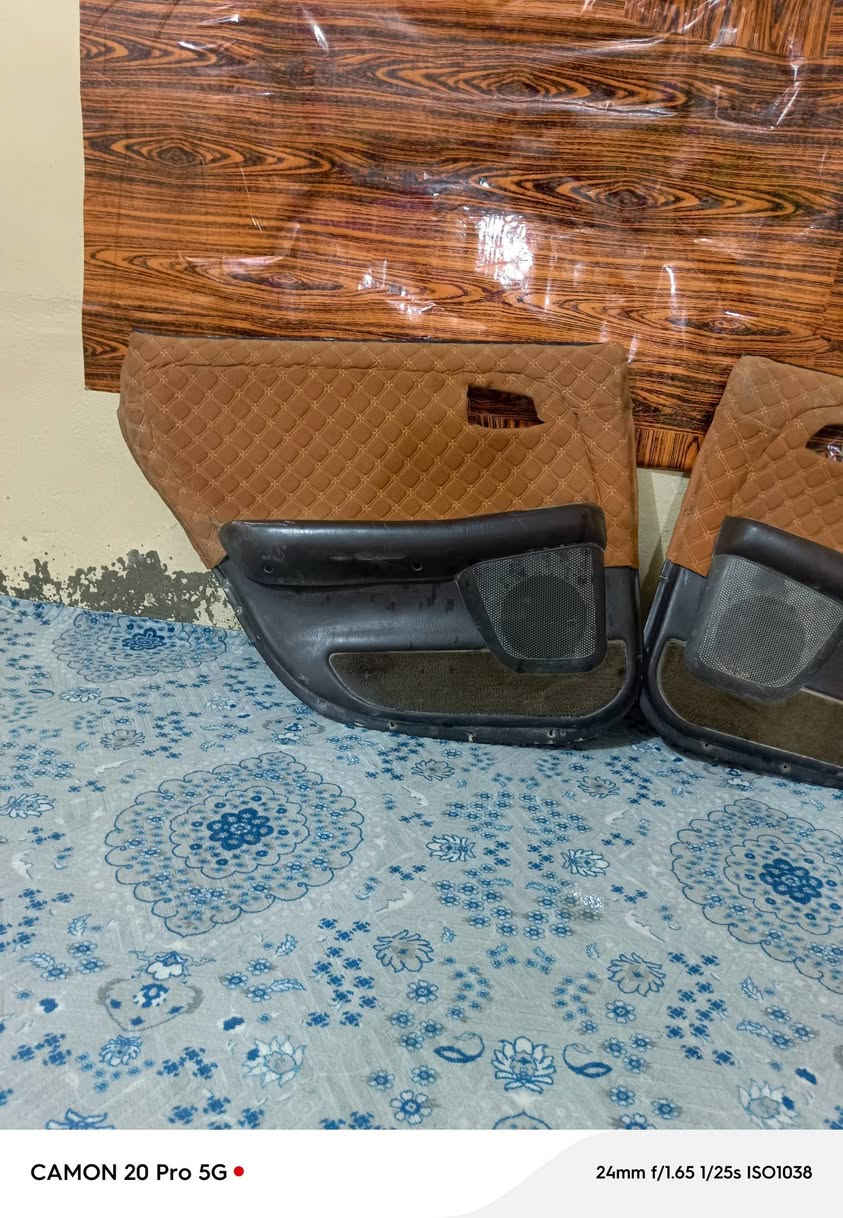 السلام عليكم بطاين شيزر نفخ يرهمن للكرسته عوزهن دوشمه السعر 150 وبيهن مجال ***********
