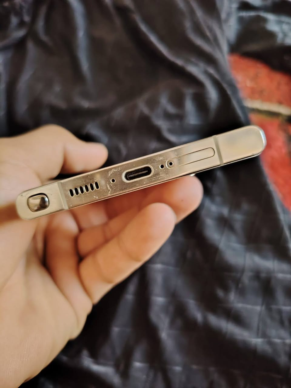 للبيع: سامسونج جالكسي S23 الترا (Samsung Galaxy S23 Ultra) 📱
الموديل: Samsung Galaxy S23 Ultra (نسخة الألترا) 
اللون: أبيض كريمي (Cream) أنيق ومميز جداً.
​السعر: 700 ألف دينار عراقي (سعر نهائي وقفل).
الجهاز شغال بالكامل وبحالة ممتازة وجاهز للاستخدام 
العنوان ومكان التواجد:
​كربلاء المقدسة - منطقة فريحة.
​📞 للتواصل والاستفسار مباشرة:
​يرجى الاتصال أو المراسلة عبر الواتساب على الرقم: ***********
