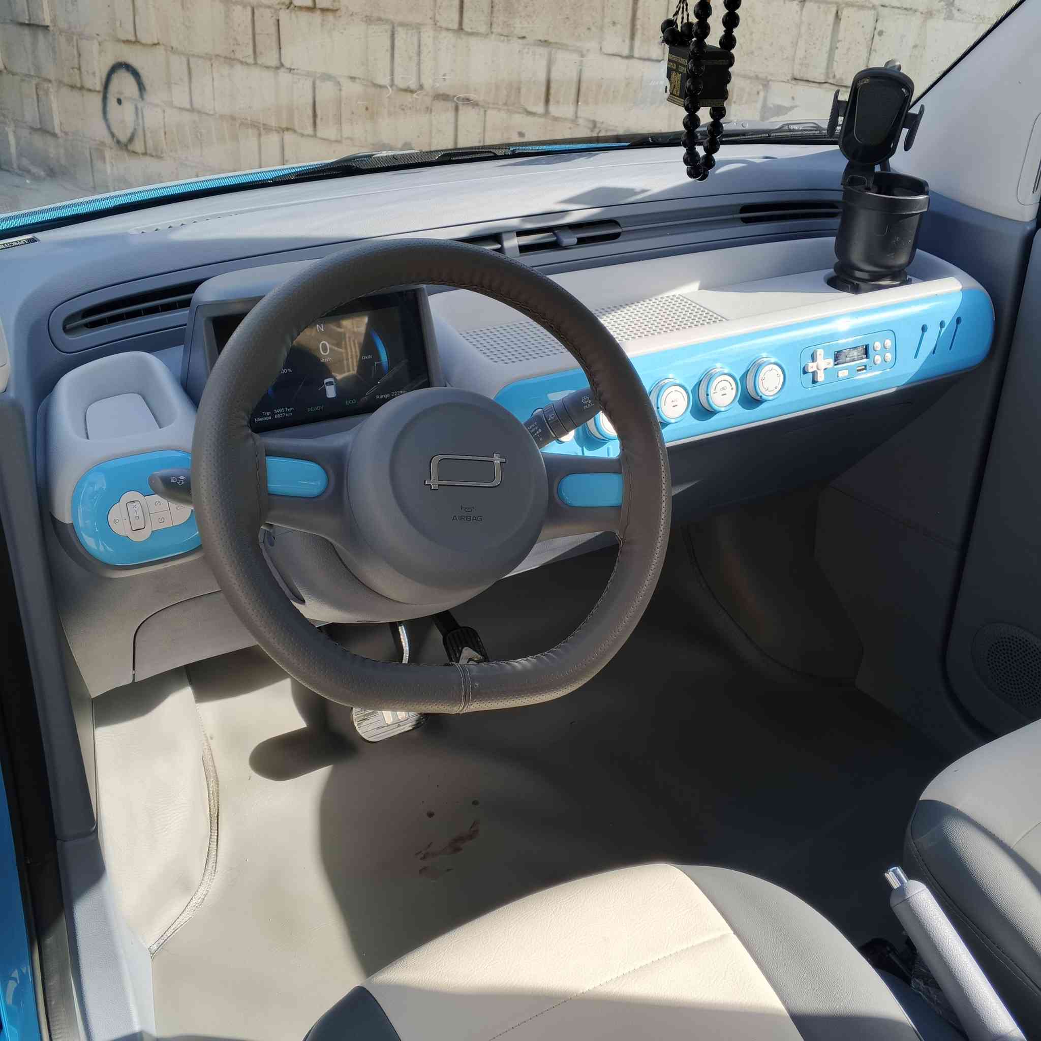 السلام عليكم
بيستون mini ev كهربائية للبيع
موديل : 2025
السعر 70 ورقة
الهاتف: ***********
المواصفات:
رقم مميز
كامرة خلفيه
حساسات
بلوتوث
مثبت سرعه
كل شحنه تمشي 230 كم
كشنات جلد
ارضية جلد
جام كهرباء
وضعيات قيادة 
كير ماوس
ماشية 10000 كم
منفذين شحن سريع واقتصادي
 ضمان القاصد خمس سنوات
