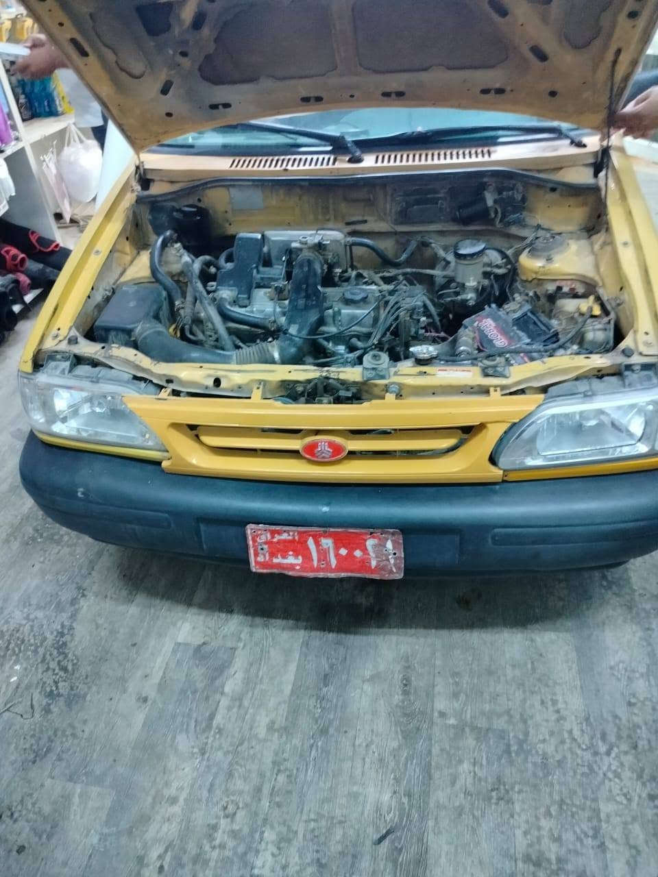 سلام عليكم  سياره سايبه البيع موديل  12 مكينه وكير وحداديه خير من الله ارقن أحمر بغداد السعر 10 اوراق وبيه مجال العنوان نجف حي الوفاء *********** واساب
