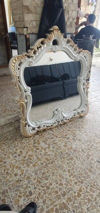 مرايه ديكور حلاقه للبيع جديده  لتواصل 07702942143