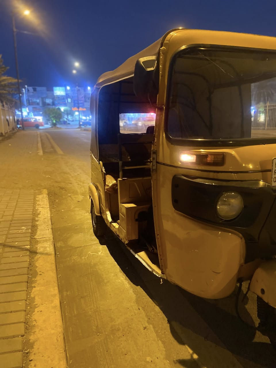 السلام عليكم تكتك ٢٠شهر ١٠
بيه طخه بلغد فقط لا صبغ ولا ضربه حتى دوس مامعمره تكتك بلاديه بسمي ثاني يوم تحويل ***********/سعر 6850وبيهة مجال مكاني شعلة
