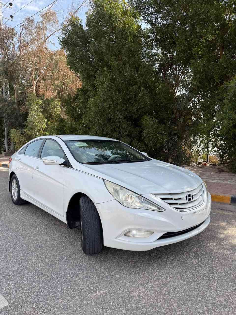للبيع هيونداي سوناتا موديل 2011
📌 رقم 40 دولي – إنجليزي جديد (رقم أربيل)

السيارة كلش نظيفة ومكفولة
✅ بيها باردات بسيطات
✅ ماشية 125 ألف كم
✅ جاهزة من جميع النواحي (تشغل وتطلع)

🔹 المواصفات:
• محرك 2400
• ويلكب حديث
• غرفة السيارة نظيفة
• القشر نظيف جدًا
• تبريد ممتاز
• نظافة السيارة عالية

📍 المكان: النجف – حي السلام
📞 رقم التواصل: ***********

إ النجف, العراق
