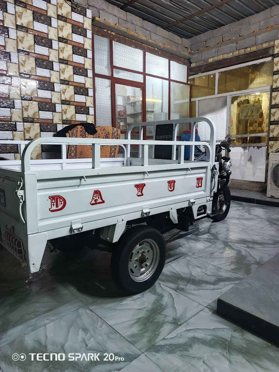 للبيع موديل 19 أوراق كامله اصولي ***********واتساب
