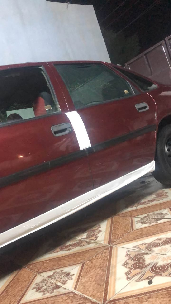 سلام عليكم للبيع فكترا موديل 1992 مكينة 18 شرط كير اوتو رقم كركوك سيارة كاعده وحيل حلوه سنويه ساقطه كهربائيات كامل من كلوب لكلوب 4 تايرات جديد تدفئه بيها قفل مركزي اريل كهربائي سقف سلايت جامات كهربأئي صبغ بلادي فقط هلالات معمره وبيها اوفر s سعرها 40 وبي مجال قليل مكاني كركوك رقم *********** كركوك, العراق
