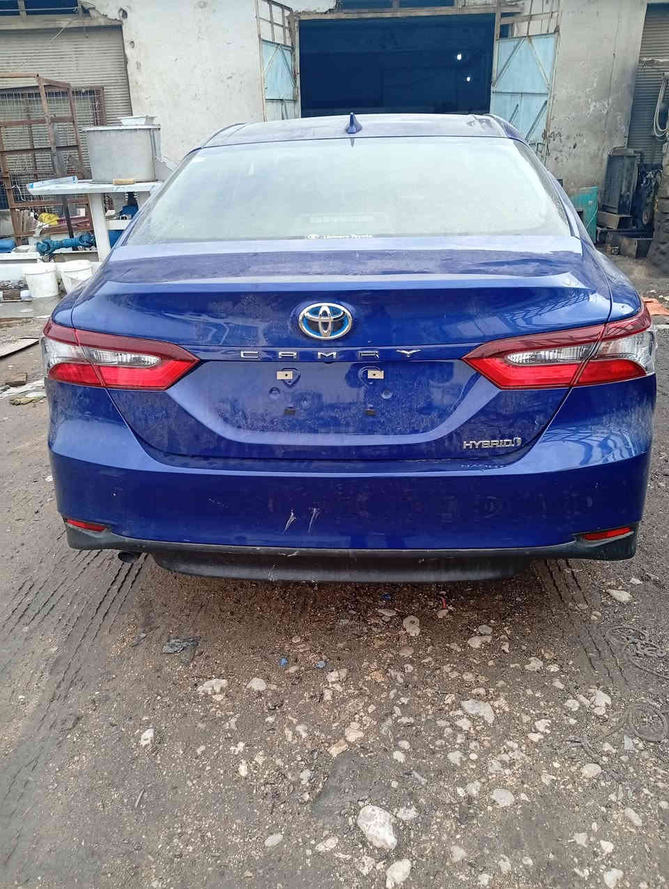 سياره كامري 2024هابردوارد ياباني اصل محور شركه جديده سياره كلين بدون حادث  سعر 165ورقه قفل تترقم على دوله ***********
