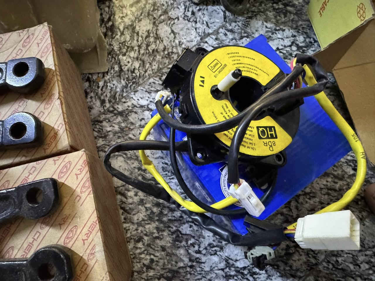 السلام عليكم ادوات شيري طوبات داينمو ومشط مال باص عالاغلب الي يستفاد منهم للبيع هذا رقمي *********** كلهن ٦٠ الف
