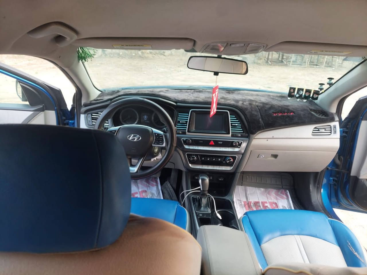 السلام عليكم سوناتا ٢٠١٨ وارد أمريكي حادثها منشور وي الصور رقم انكليزي بابل باسمي سنويه وهزة امس صادرت سنويه لل٣١ مكان السيارة بالناصريه  رقم تلفون ***********  الثاني *********** السعر ١١٠ وبيها مجال اتصل ونه بخدمتك
