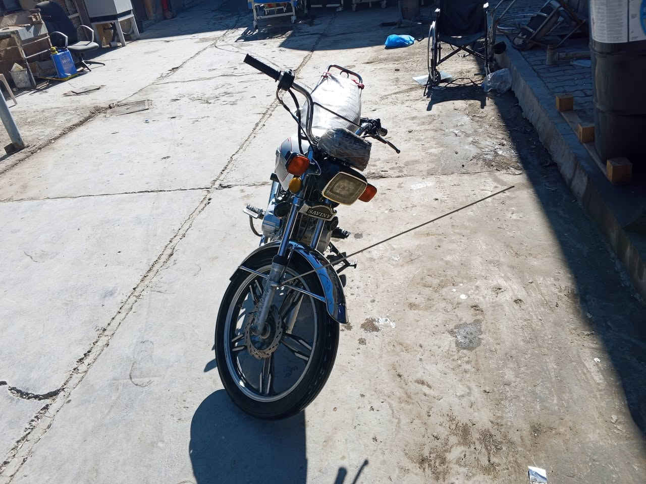 سلام عليكم دراجه للبيع موديل 20 اوراق اصوليه السعر تصال ***********
