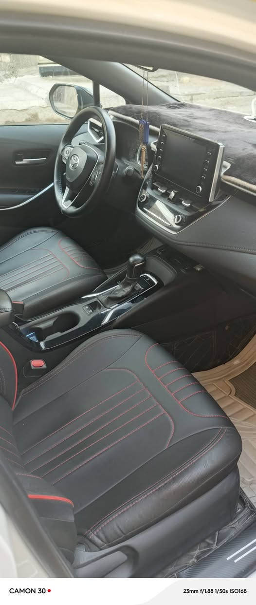 السلام عليكم كورلا 20فول ١/١  ماشيه 100سياره ممشتغله تكسي مواصفات مكينه 2000 حادثها قبق جنطه فقط مبدل اصلي....باسمي سنويه 2027.... لا تراسلني اتصل لو ترمشلي.. ***********/بغداد
