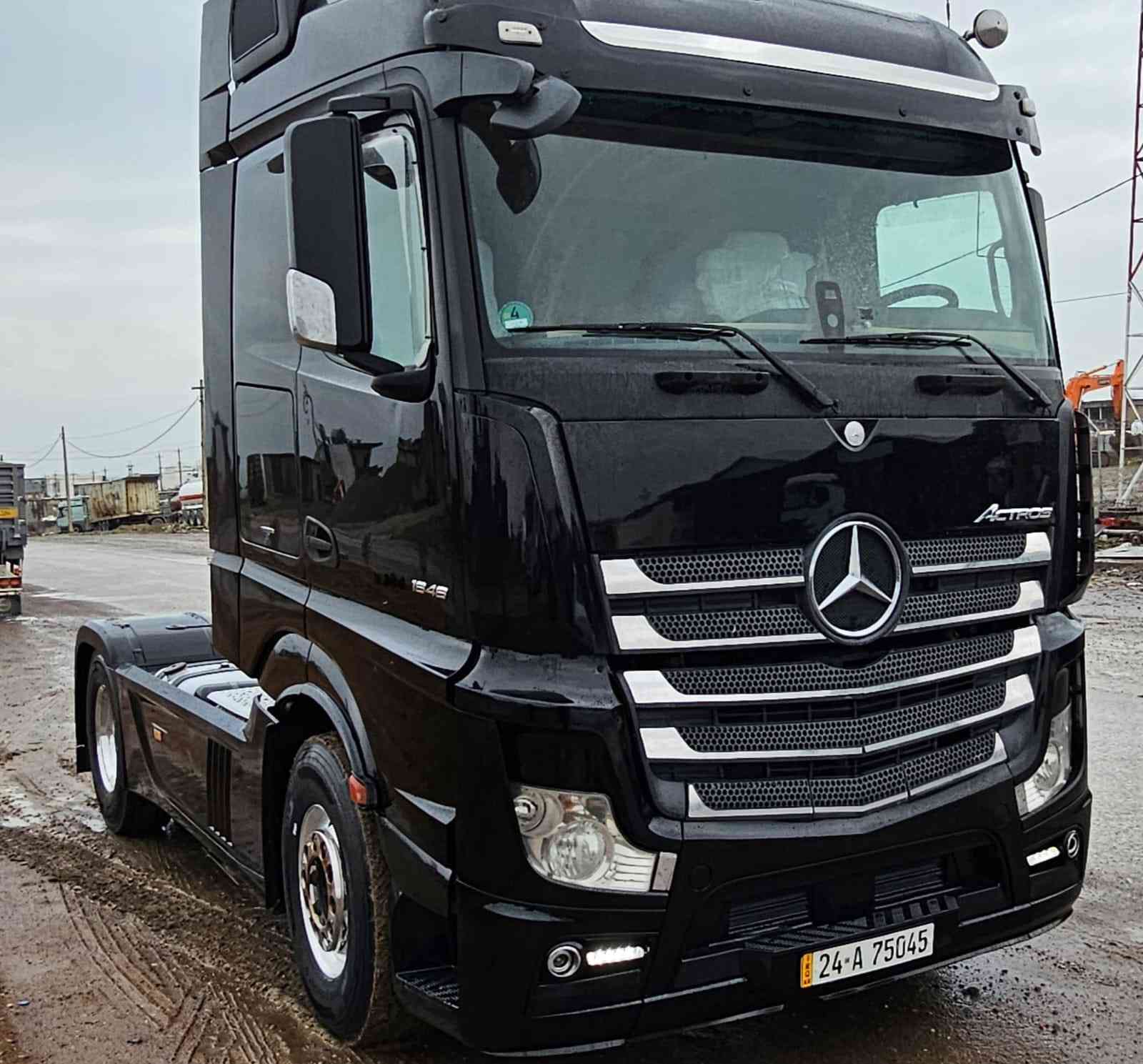 موديل 2015
حجم 1848
مواصفات تبريد رتايدر ثلاجه كاميره حساس سبلت صقف ويل كروم  تانكي زفت
سعر 380 $ بيه مجال 
معرض حجي رمضان اربيل كلك 
***********
***********
