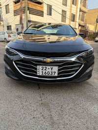 ماليبو وارد امريكي   موديل 2023  لون نفطي السياره تنطي لونين  دخول وتر...