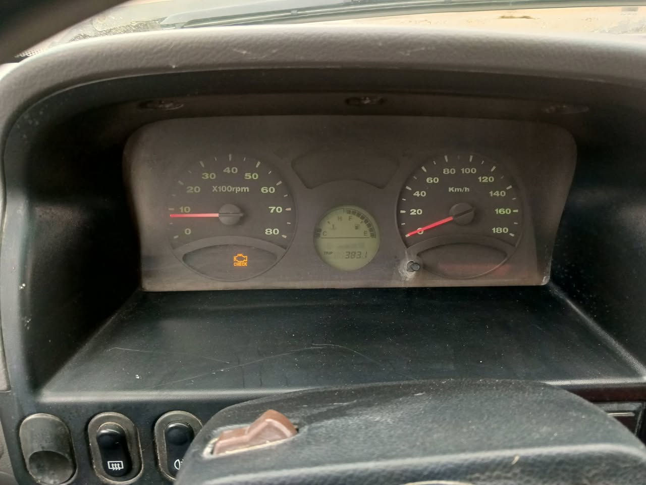 سلام عليكم سياره سايبه البيع مديل 15.سياره سعر 37 رقم بغداد رقم انكليزي جديد هزه جديده بكان سياره بغداد شعب تصال هذه رقم ***********
