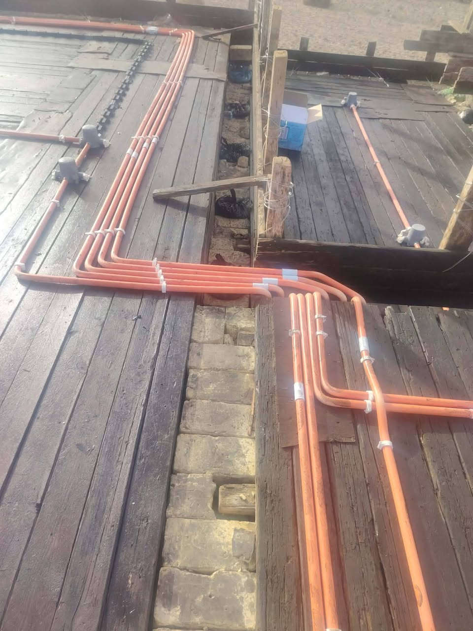 لتأسيسات الكهربائيه والصحيه الناصريه وسوق الشيوخ         بئنسب السعار ***********
