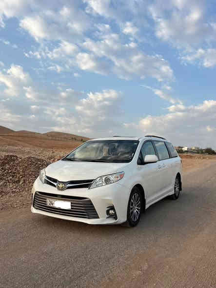 سلام عليكم تيوتا سينا البيع
موديل 2018 كلين

مواصفات XLE

ماشية 100الف ميل

سيارا مال بيت

سيارا حيل نضيف

سعر 285 مجال مكان زاخو

رقم الهاتف ***********

رقم زين ***********
