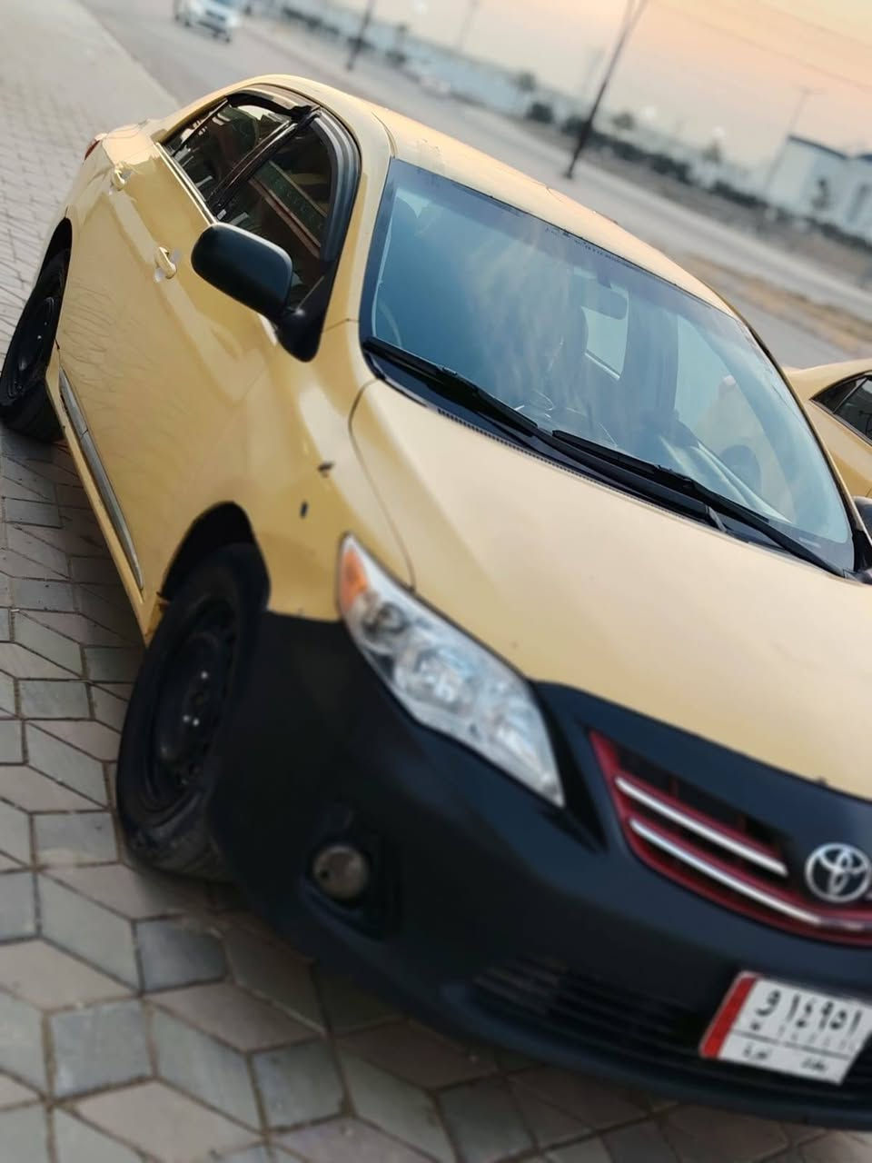 السلام عليكم كورلا للبيع 2013 سنوية 2026 شهر 7 تنتهي كير محرك شرط مكفول ضررها جاملغين الامامي تعديل عل بارد وبنيد مبدل والباقي شرط مكفول منضومة غاز رقم بغداد مصفره هيئه وغرامات  + يرهم مراؤس كاميري خصوصي حسب القناعه 16 او 17 حته اذا بيها ضرر خفيف مكان سياره تكريت السعر 120 بيه مجال قليل
***********.   
***********
