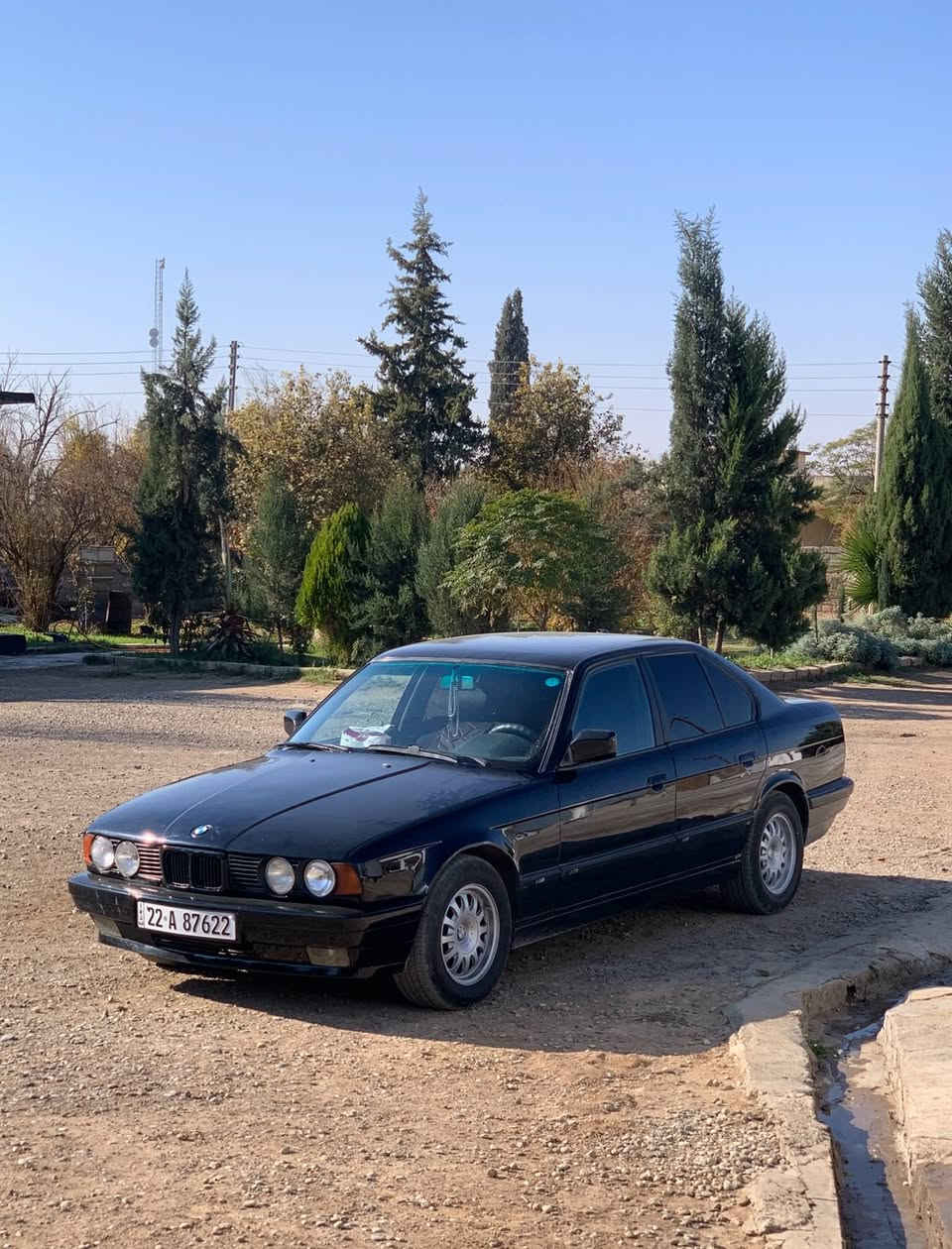 بي ام دبليو
حجم 520i كير عادي
رقم أربيل ألماني
طخم تواير 
صبغ جمالية
أوراق كامله
گير ومكينة مكفولات من كل عيب
السيارة حلوه 
السعر 63 وبيها مجال
 الشراي يتصل ***********
