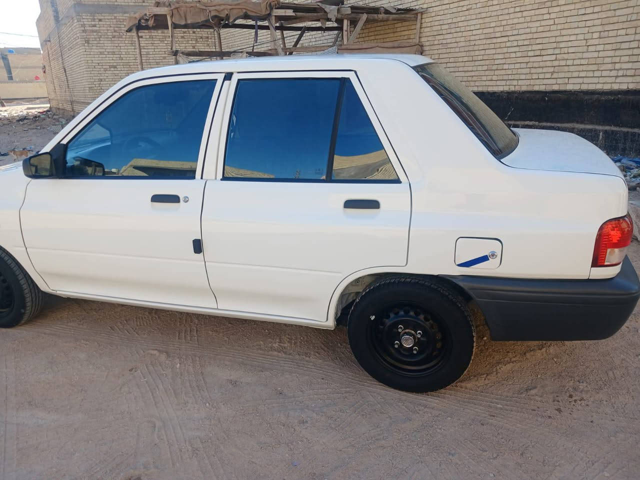 موديل 24 للبيع طالعه ب25
كفاله عامه 
ماشيه 60
سعر 70 وبيه مجال بسيط 
شراي يتصل ***********.         ***********
مكاني كربلاء حي السلام
