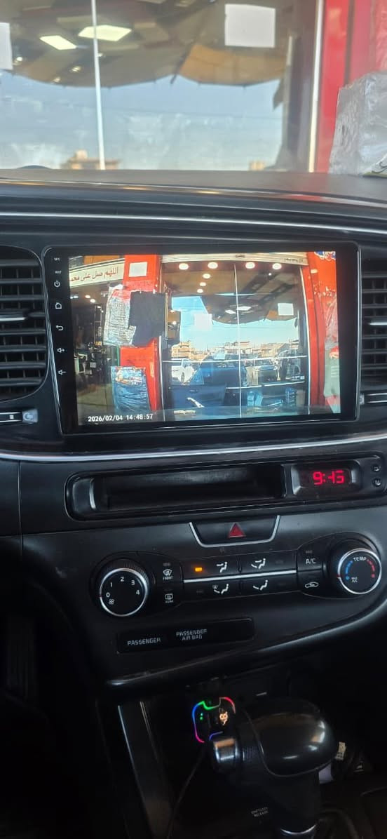 السلام عليكم 
اوبتما 2015 وارد امريكي للبيع 
ضررها جاملغات ثنين الخلفيه والصندوق مصلح ونص من الباب جهة السائق بارد ماشيه 138 الف ميل السياره مواصفاتها عاديه مكان السياره بغداد الدورة 
السعر المطلوب 113 ورقه 
***********
