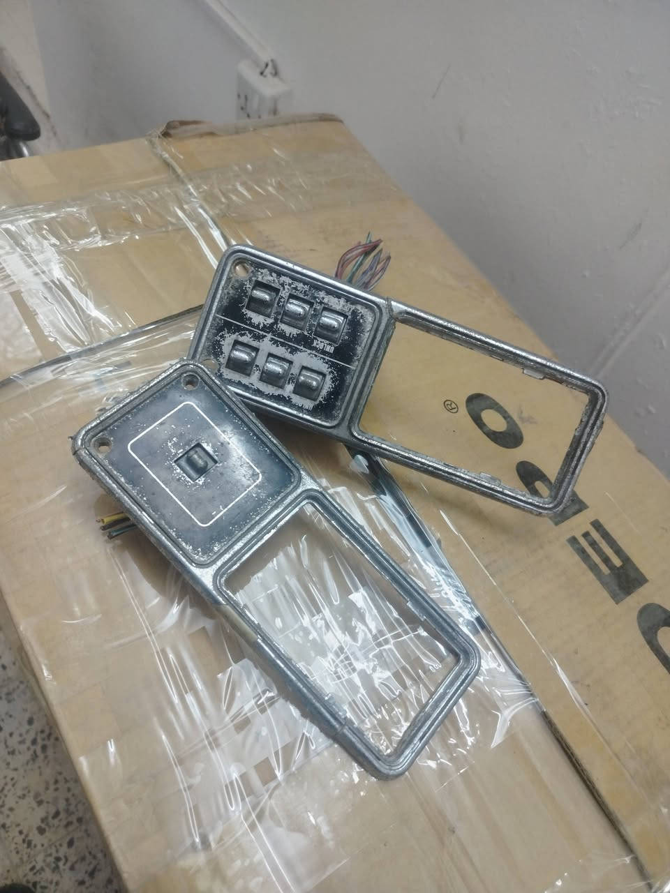 قطع غيار السيارات جيب
سيد صفاء ***********
*********** واتساب
