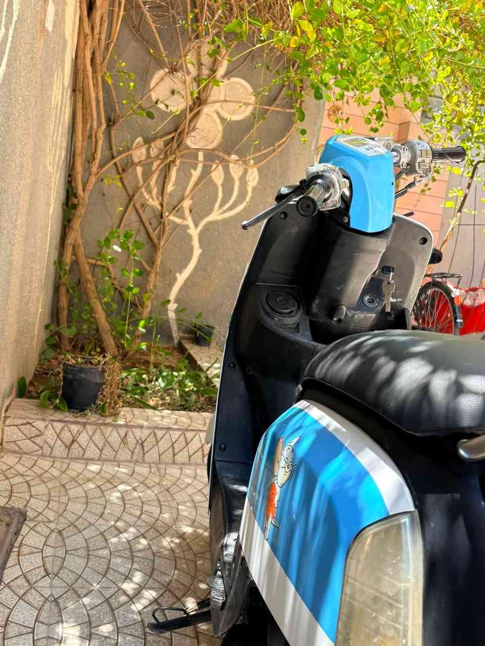 سلام عليكم دراجه بوليس للبيع نوزل دراجه نضيفه خير من الله اي نقص مابيه دراجه كهرباياته كله شغاله السعر مناسب  العنوان ديالى بعقوبه بهرز 
الرقم ***********
