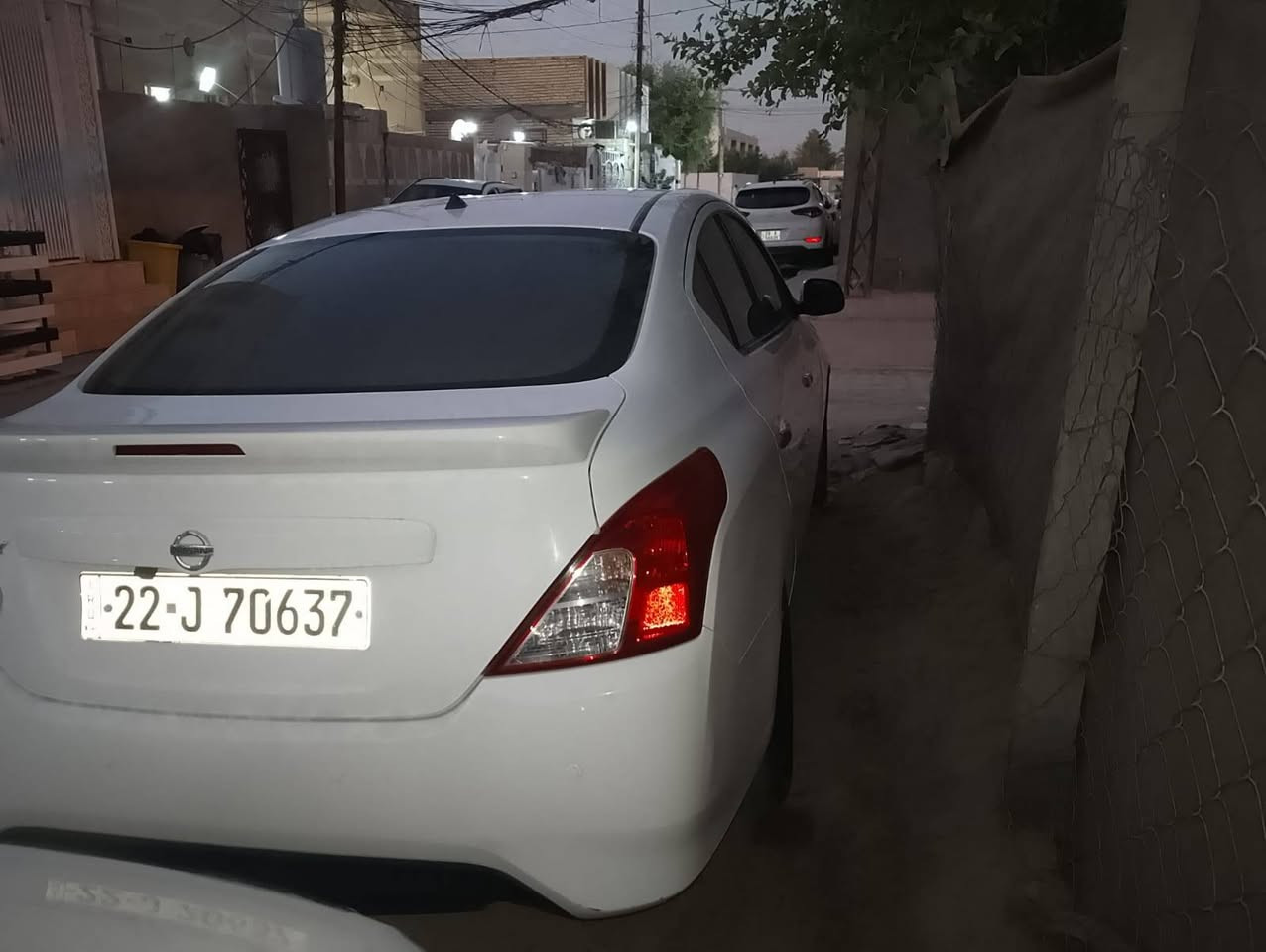 سلام عليكم شباب نيسان صني  2022 السياره جاملغ اليسر ا مصبوغ بدون دواخل ولبنيد امبدل   والباقي مكفول كفاله عامه لسياره متواجدة بحي ميسان السعر 105   الاتصال*********** السياره كير مع مكينه مع الحداديه السياره جاهزه من كلشي علمن السياره مامستخدمه اهواي
