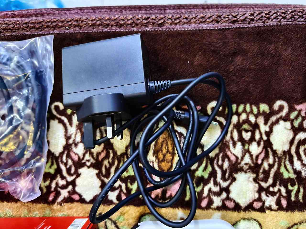 للبيع فقط
نيتندو سوج اولد 
الجهاز جديد استخدام قليل جدا مشحون 5 مرات فقط 
و كل ملحقاته كاملة قبل شهر تقريبا من جبت الجهاز 
سعره 280 الف و بي مجال قليل 
رقم الموبايل: ***********
بغداد الكاظمية
