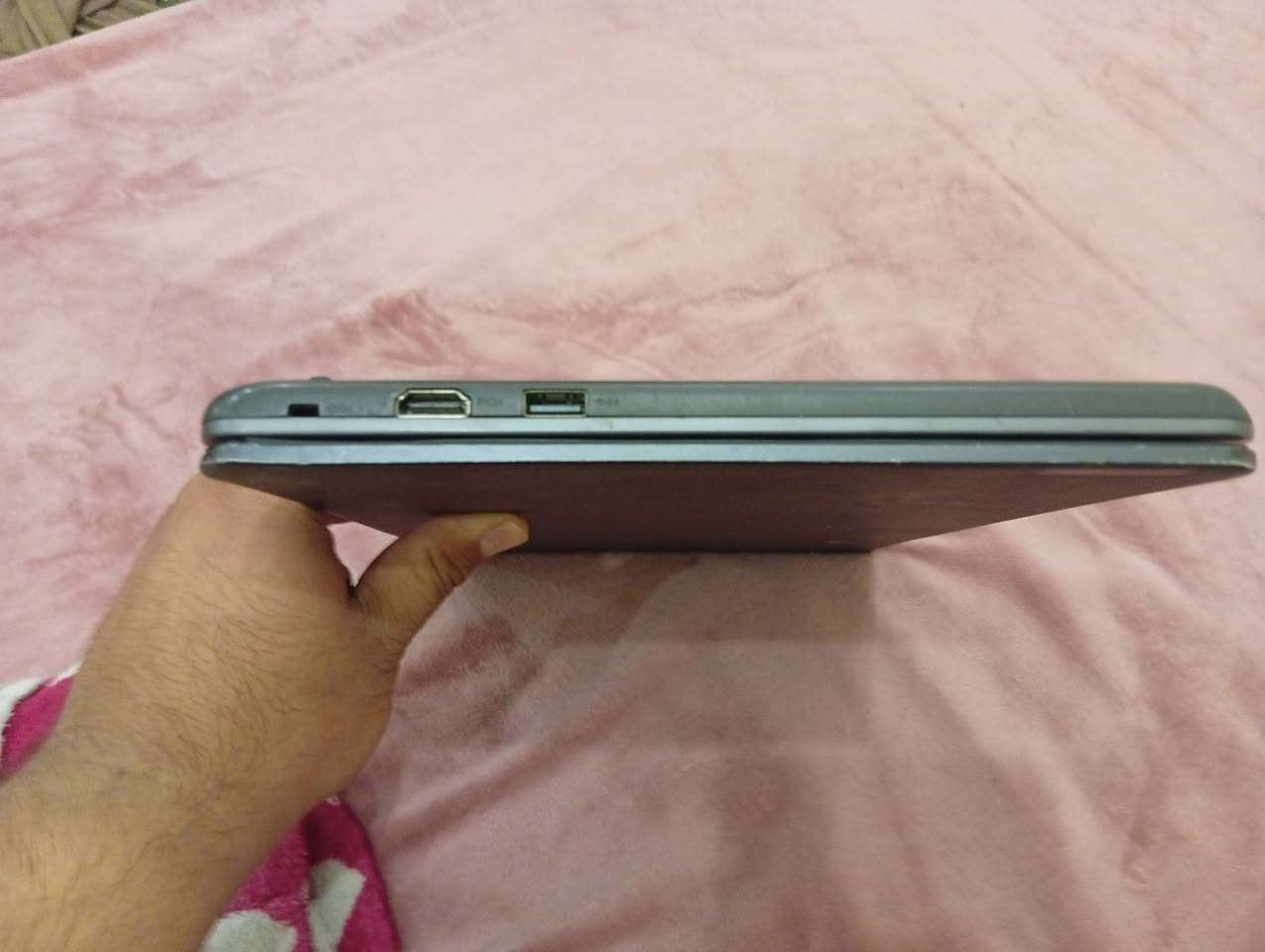 سلام عليكم
للبيع لابتوب لينوفه 
كروم وليس وندوز 
يعني فيد دراسه وتصفح 
مكاني الاسكان 
خلي سعر وبل عافيه عله الياخذه 
متواجد خاص


**إذا كنت صاحب هذا الإعلان وتريد حذفه لأي سبب، رجاءا أرسل رسالة إلى الدعم الفني**