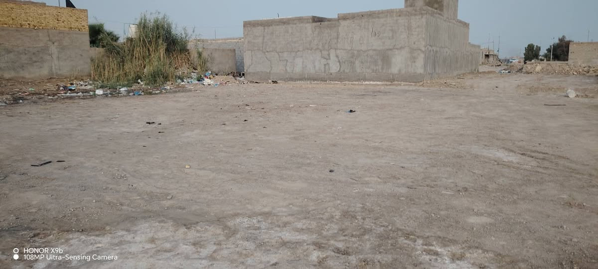 سلام عليكم قطعه زراعي مساحه 200 واجه عشره10 نزال 20 ماي كهرباء قريب عليك استفسار تصل عل رقم وانه خادم ***********
