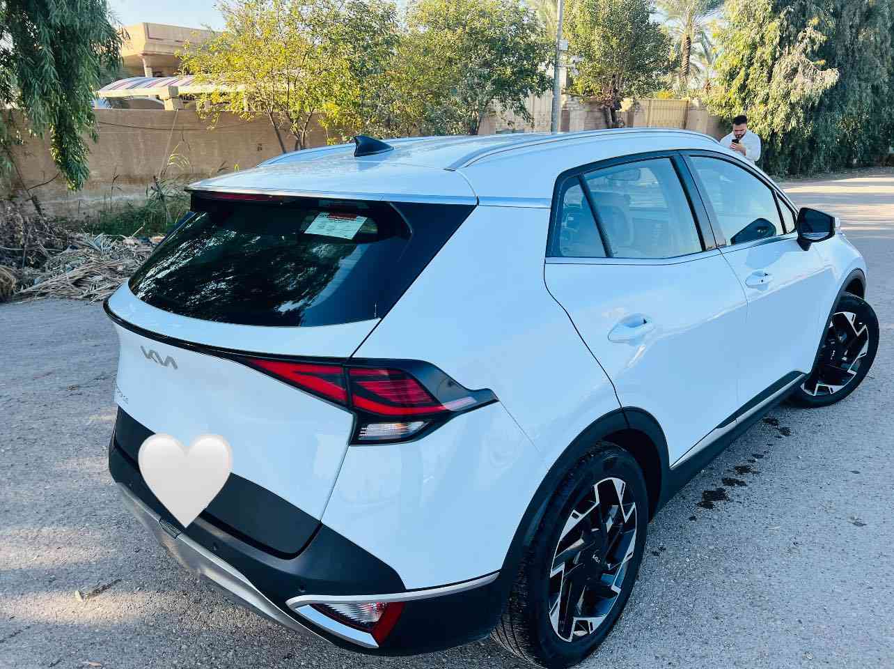 سبورتج ٢٠٢٣ مكفوله كفاله عامه من البارد والصبغ فول عده البنرومه  ماشيه ٥٥ رقم بغداد انكليزي هزه ورقم جديد سياره كلش نضيفه السعر ٢٠٩ وبيها مجال بسيط للاستفسار *********** او *********** مكلف بنشر اتصل
