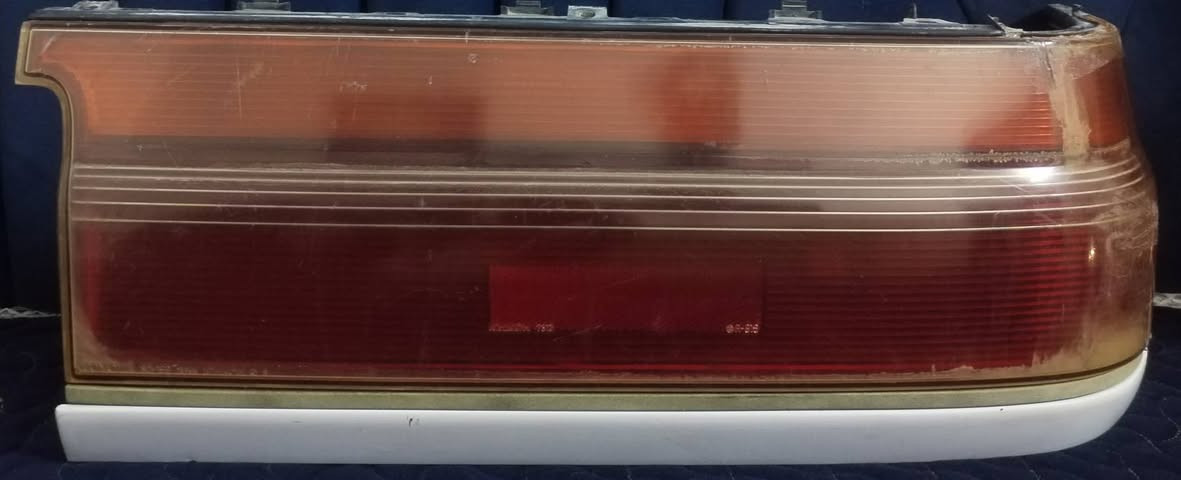 للبيع بك لايت هارتوب طويل جهة اليمين مع قاعدة رقم السعر ثنينهن 120
اتصال ***********
