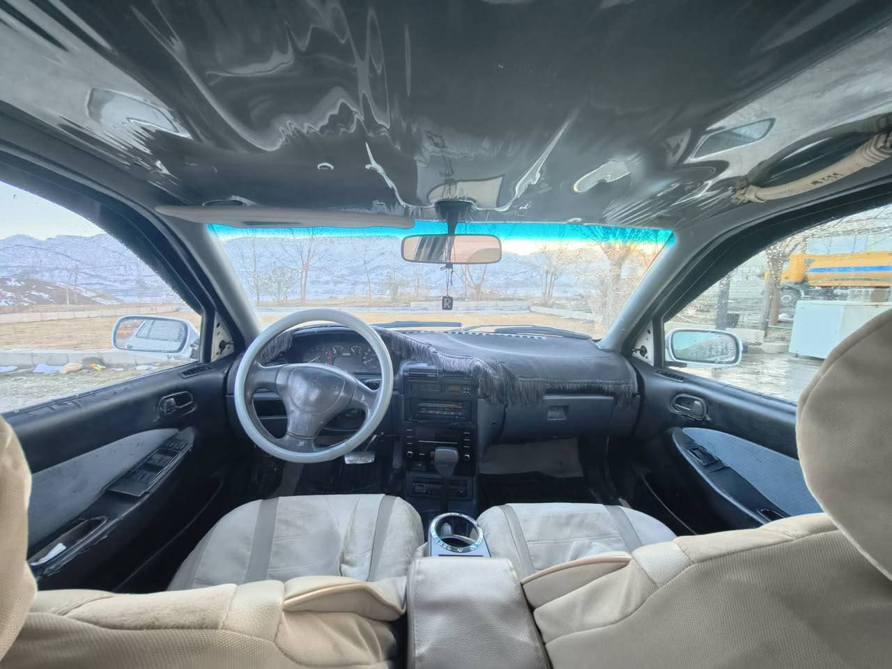 کیا سیڤیا مۆدێل1994تۆماتیک چوارجام کارەبا مەکینە هەشتو بەخ مەرغوب.  ئاڕم پلاستیک سلێمانی بەشەرتی ئەولیات بێ کێشەیە هەمووشتێکی بەشەرت تندو تۆڵە یەک چرکەی تیانیە  گێڕو مەکینە بەشەرت  بێ دوکەڵو سەرفوبوخاری نیە سێ ساڵە لای خۆمانە کامل مەسرەف کراوە ..کارەبای ناودەشبول و گێچو حەماوەی کامل مەزبوتە  ماڵی دۆستە سعری 30گەڵاو مامەڵەیەکی کەم 
شوێن دوکانی سیاحی 
ژم***********
                                             *********** دخان, السليمانية
