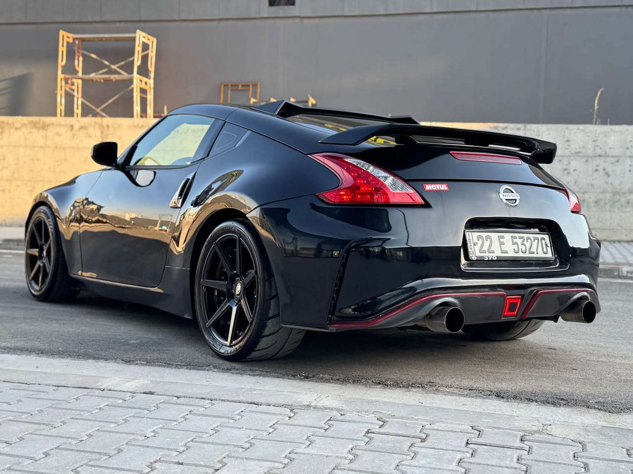 ﷽
Nissan z370 
موديل - 2018 
محرك v6 3.7 
اكسل قفل  نيسمو + برمجه 5 ماب 
داخل جلد احمر  دعاميات نيسمو 
فجوج بريمبو + دسكات جديد بريمبو 
وياله اصليه 2 سايز HORNET 
تايرات خلفي toyo  جديد 
قطعه وحده صبغ بدون ايرباك بدون دواخل 
سنويه وهزه وفحص جديد لحد 2030 
گير محرك شرط 
السياره مابيه مصروف ربع دينار 
كلش جديده السياره 
مكان السياره سليمانيه 
سعر 158 ورقه 
*********** السليمانية, العراق

