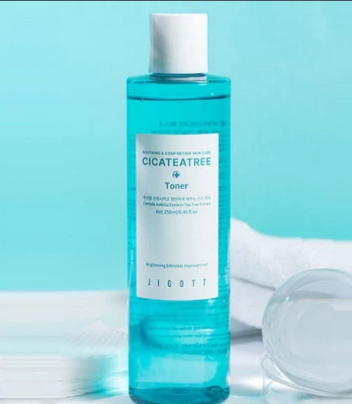 تونر للوجه بخلاصة السنتيلا وشجرة الشايتونر جيجوت

img
imgتونر للوجه بخلاصة السنتيلا وشجرة الشايتونر جيجوت سيكاتتري يرطب البشرة ويهدئها ويحسن البشرة ويعتني بالبشرة الحساسة ويقلل من تفاعله، ويزيل التهيج والاحمرار. له تأثير مضاد للالتهابات، ويحارب حب الشباب الاحتقاني ويمنع ظهور الندبات بعد الالتهاب. يعزز مستخلص كينتيللا الآسيوي الشفاء السريع من الضرر، ويمنع ظهور حب الشباب، ويحسن دوران الأوعية الدقيقة، وله خصائص مضادة للوردية. مستخلص شجرة الشاي له تأثير مطهر وشفاء للجروح، ويعيد توازن الدهون في الجلد، ويقمع البكتيريا التي
تسبب الالتهاب.
Q


**إذا كنت صاحب هذا الإعلان وتريد حذفه لأي سبب، رجاءا أرسل رسالة إلى الدعم الفني**