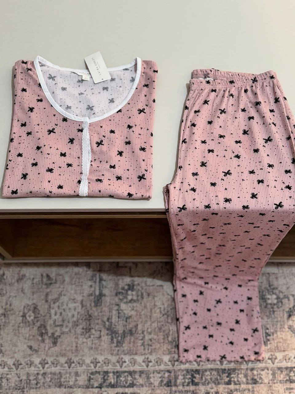 بحامة كوتون امبرطاسيون لامارك laura Ashly 
السعرررر فالخاص سومة لافاررر 
سيري فيها 6حبات 
S M L XL 
التوصيل متوفر ل69ولاية اهلا وسهلا بالجميع


**إذا كنت صاحب هذا الإعلان وتريد حذفه لأي سبب، رجاءا أرسل رسالة إلى الدعم الفني**