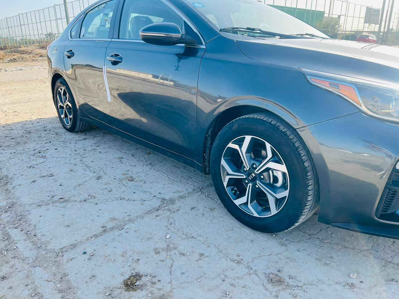 سلام عليكم فورتي موديل 21 فول مواصفات بيه 3 قطع ثنين تبديل وحده صبغ سياره تخم تاير كير مكينه كفاله ماشيه 113 سياره جديده معنه الكلمه بل عافيه ع ياخذه سونار مرفق ويه المنشور سياره 133 وبيه مجال ***********
