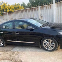 المواصفات هيونداي موديل 2019 رياضي  اللون الاسود وارد امريكي محركها 14...