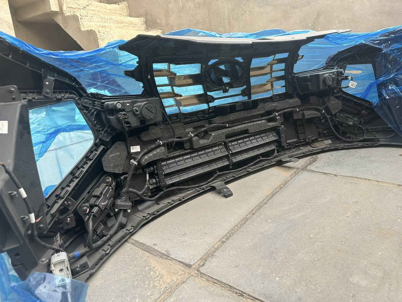 دعامية توسان هايبرد ٢٠٢٥ كامله للبيع
كامله مكمله جيب وشد شخط مابيهة متحتاج شي الهة

مثل ما موضح بالصور

السعر ٨٠٠$ قفل

للأستفسار: ***********
