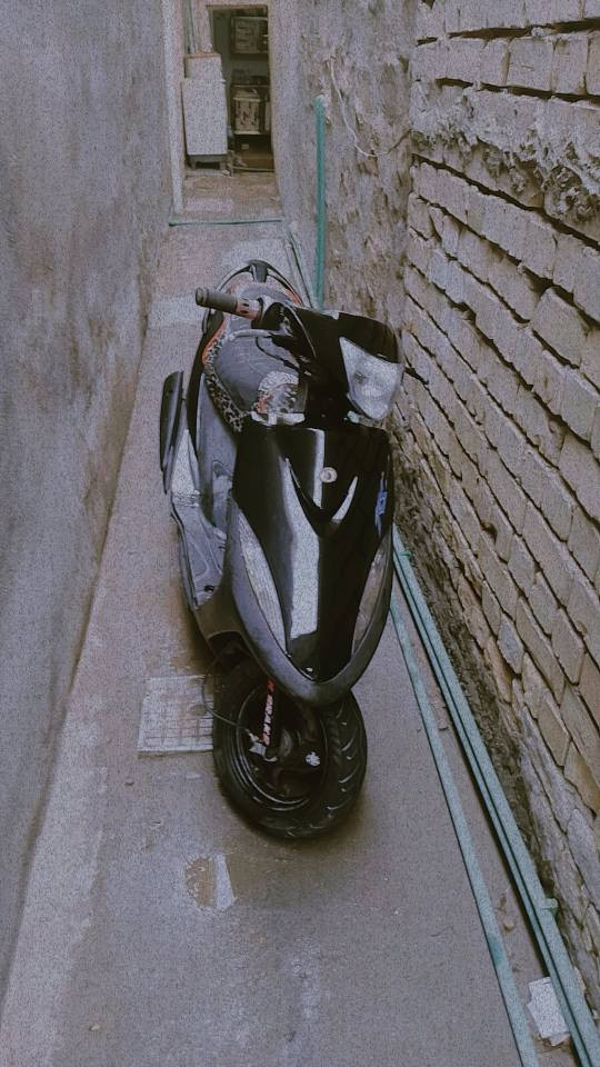 سلام عليكم ماكس عدله بوشه 55جديده دراجه مامتعوبه جبتهه وذبيتهه بل بيت دراجه نكره هندر سلف يشتغل مابي شي بس مايدير ماعرف صوج شخاطه اوكتف مال شحن دراجه كفراتهه تجاري ومكينه ناعمه وصافيه شلعه ومعدل حلوات ب450 وبيهه حك لجيه فقط *********** مكاني بغداد حي نصر
