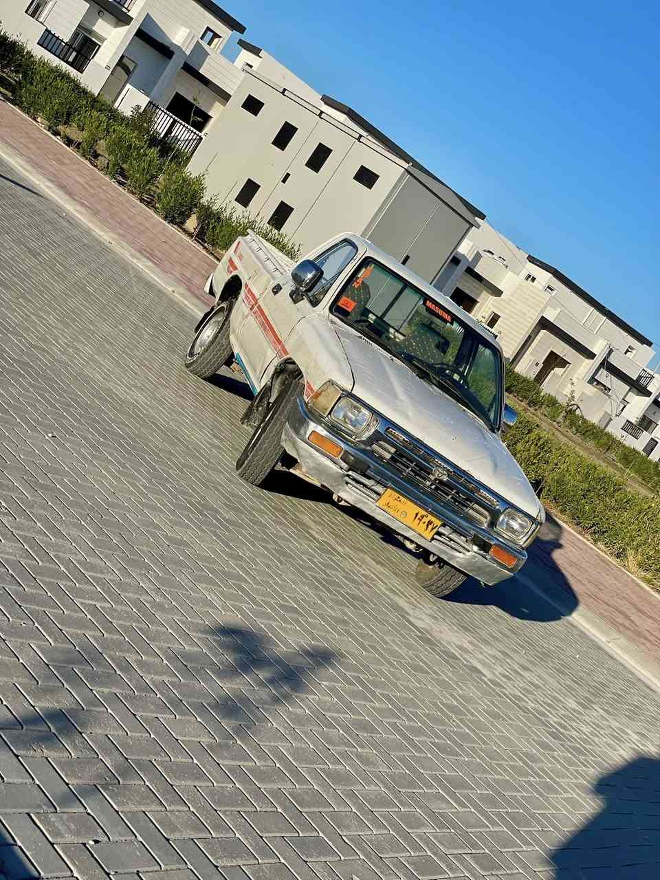 پیکاب ٨٩
پیکاب توێتا ١٩٨٩. سەیارەکە سەنەویە بەس بە ناوی خۆمەوە نیە  بەشەرتی حاسیبە و ماڵی مەدەنی. 
لە ٢٠٠٨ لامانە سەیارەی مەعرەز نیە
کامل تەعمیر کراوە دەعمی نیە.
کوشن و عاگی و بەرگە دەرگا و کارەبایی بەشەرت. 
سەیارەکە تۆزێ دوکەڵی هەیە 
باقی گێڕ و ئەکسڵ بەشەرت 
٣٠ گەڵا و مەعمەلەیەکی کەم 
کەلار. ***********
